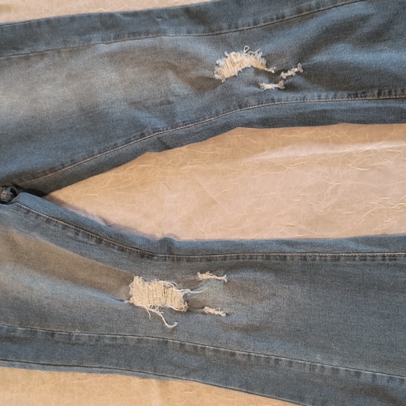 New in Package High rise, Stretchy, Fit and Flare Jeans - Picture 4 of 9